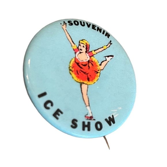 Vintage 1950s Souvenir Extended Pinback Ice Show Ice Skater Blue 1.75" Diameter - Picture 2 of 7